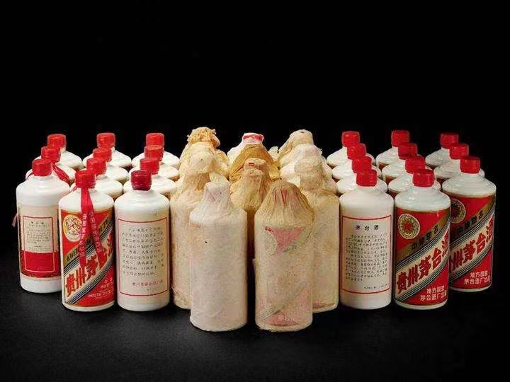 九所镇老酒回收上门哪里回收(附近上门回收茅台酒）?